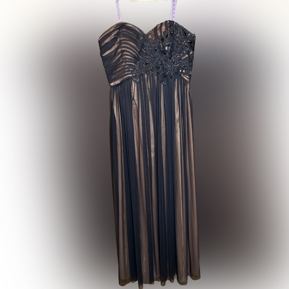 👑Prom formal party strapless dress women’s size 6 black and nude JS collection